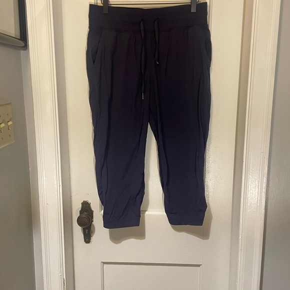 lululemon athletica Pants - lululemon athletica Dark Blue Capris